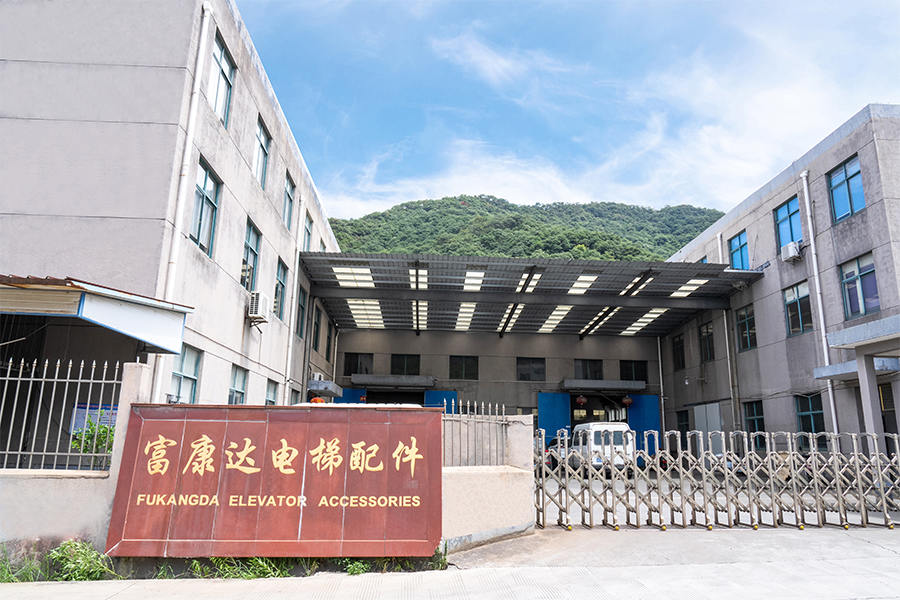 工場外